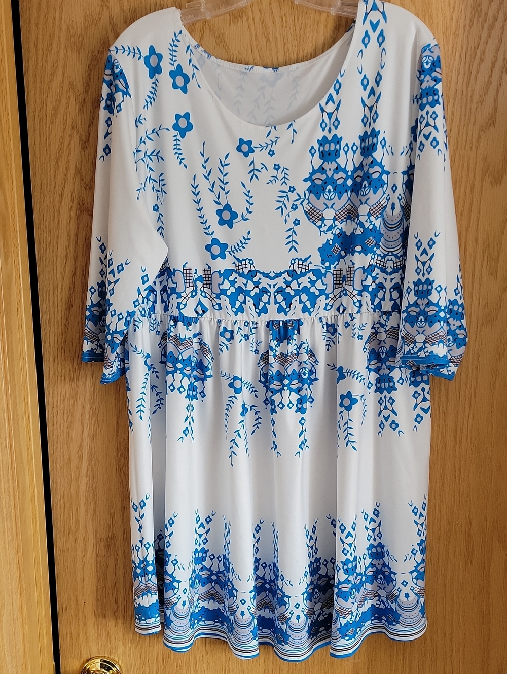 Womens White and Blue Floral Print Dress, Flawed